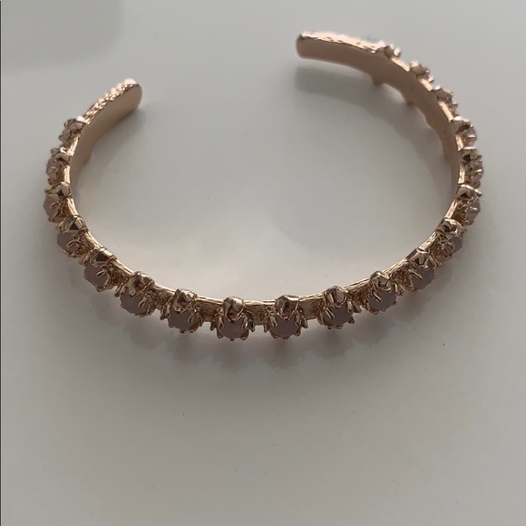 Kendra Scott blush bracelet - Picture 2 of 3